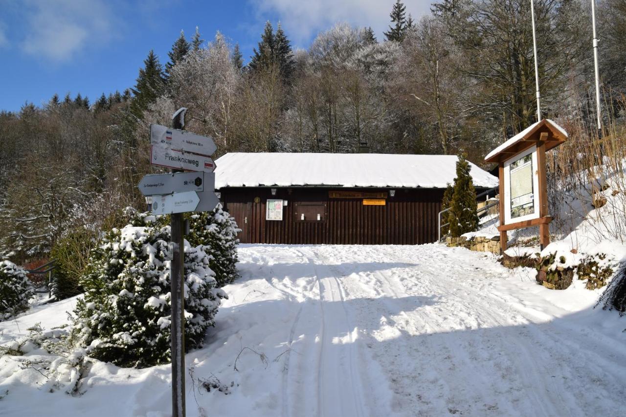 Fraenkische Linie - Radspitz-Ferienwohnungen Marktrodach Exterior photo