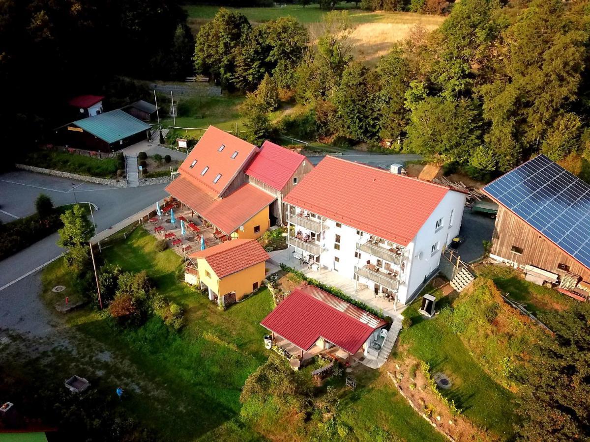 Fraenkische Linie - Radspitz-Ferienwohnungen Marktrodach Exterior photo